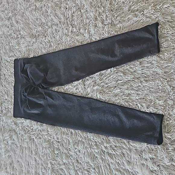 Runched Dark Grey Gray Charcoal Leggings Womens Small Compression NWOT - Picture 5 of 15